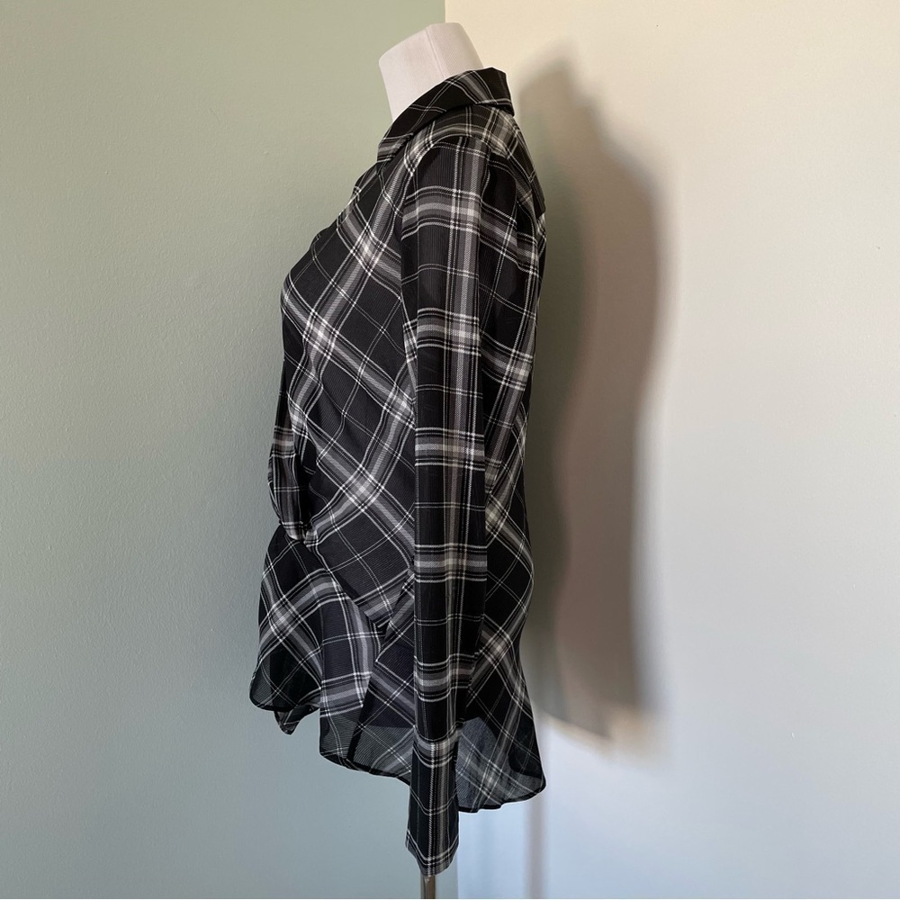 Laundry by Shelli Segal Checked Twisted Blouse Size M - Picture 8 of 13